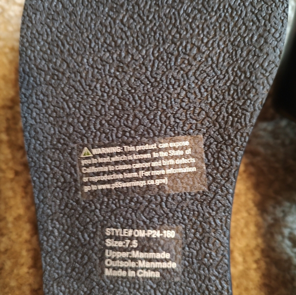 Olivia Miller Black NWOT Slide Sandals Sz 7.5 runs large - Picture 7 of 8